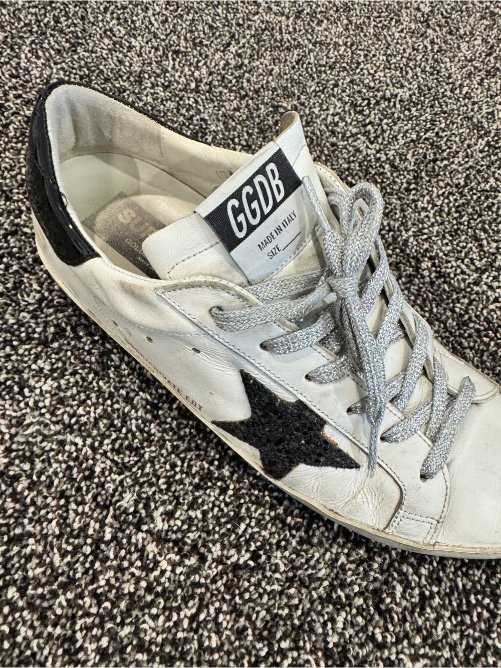 Golden Goose White Leather Low-Top Sneakers with Black Star & Black Patent Hee - Picture 2 of 4